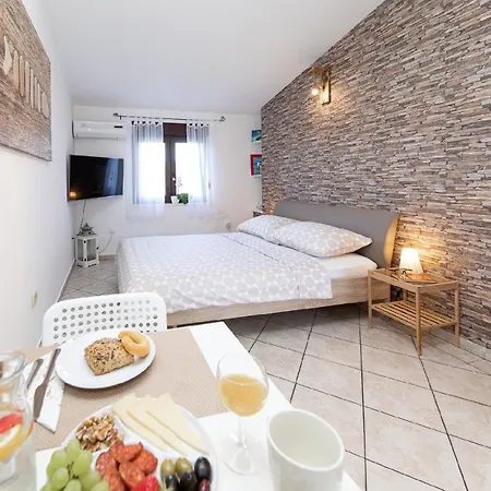 Apartment Fuer 2 Personen Ca 27 Qm In Crikvenica, Kvarner Bucht Und Umgebung Crikvenica